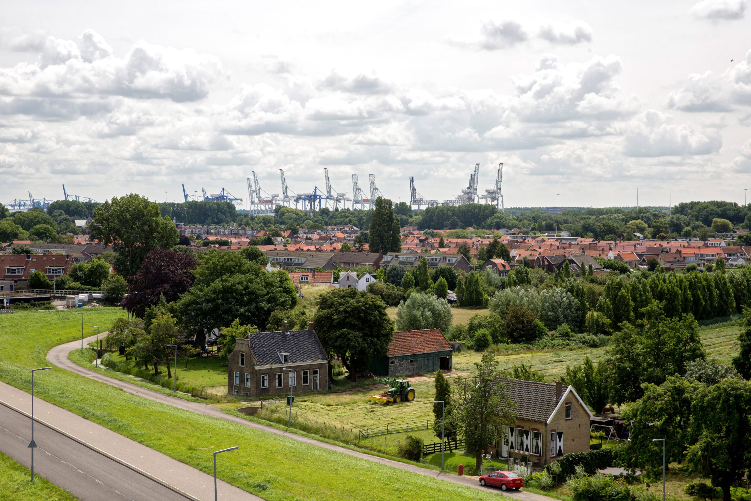 Pernis (Rijschool Automundo)